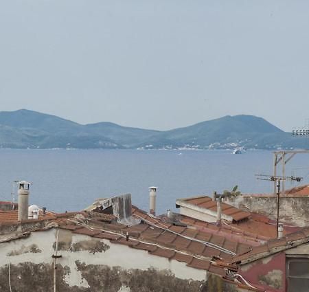 The Breeze Way Apartment Piombino Exterior photo